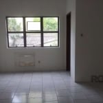 Sala comercial  localizada no bairro Tristeza, uma região conhecida pela sua tranquilidade e qualidade de vida. Com 25,10 metros privativos , esta sala oferece um ambiente perfeito para atender às nec