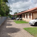 Casa 2 dormitórios, 1 vaga de garagem, no bairro Ponta Grossa, Porto Alegre/RS     &lt;BR&gt; &lt;BR&gt;Esta casa é simplesmente perfeita para quem procura conforto, segurança e um custo condominial b