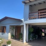 Oportunidade de investimento para o bem estar da tua família, terreno de 360 m² com duas casas, ambas com 2 quartos, sala, cozinha e banheiro social.&lt;BR&gt;&lt;BR&gt;Tendo um destaque a cassa têrre