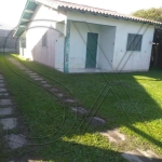 Casa a venda em Tramandaí Sul com 02 banheiros , 03 dormitórios , sala e cozinha conjugado,  ótima  localização à 200 metros do mar .&lt;BR&gt;Agende sua visita!