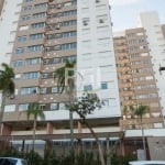 Ótimo apartamento no Cond. Sy no Teresópolis, andar alto, semi mobiliado, com 74m² privativos, de 3 dormitórios, 2 vagas e infra. Possui living amplo para 2 ambientes, 3 dormitórios sendo 1 suíte, ban