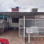 Casa semi mobiliada, 2 dormitórios, banheiro social, sala de estar e jantar, cozinha planejada, exaustor, churrasqueira, área de serviço, pátio, gradeado, portão automático, poço artesiano, caixa de á