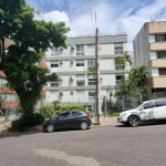 Apartamento 3 dormitórios com suíte, sala ampla copa/cozinha, área de serviço, 2 banheiros sociais, uma vaga para carro. Salão de festas e Elevador .Bairro Petrópolis