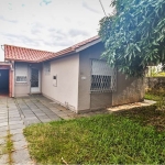 Esta encantadora casa térrea de 03 dormitórios oferece um ambiente acolhedor e familiar, ideal para quem busca conforto e tranquilidade. Com uma área de 100m², a residência apresenta uma distribuição 