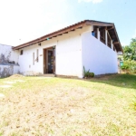 CASA 3 DORMITÓRIOS NO BAIRRO SARANDI EM PORTO ALEGRE. Casa transformada em comercial de esquina, com terreno 12X28, composta de recepção, cozinha, 2 banheiros e salão principal. Excelente para qualque