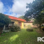 Sítio para compra em Porto Alegre/RS | Sítio conta com casa principal que possui 96m², 3 dormitórios, 2 salas, cozinha, banheiro (Opção para 4 dormitórios) e casa galpão e garagem, que possui 120m², p