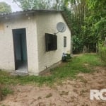 Casa à venda no bairro Boa Vista do Sul, próximo ao Beco da Vitória | Imóvel com 2 dormitórios, sala, cozinha e banheiro. Venha conhecer!