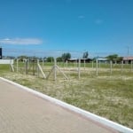 Terreno em local tranquilo,  plano no loteamanto Sol Nascente , com infraestrutura completa . Praça exclusiva , ruas arborizadas, pavimentadas, com rede eletrica, rede de agua e sistema de drenagem pl