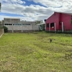 Excelente terreno na praia Azul medindo 300m² já cercado com luz e agua ,  Quarta quadra do mar Pronto pra construir .