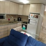 Apartamento 2 quartos, sala, cozinha, área de serviço, banheiro. Estacionamento rotativo, praça, churrasqueira, portaria 24 hs.