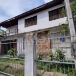 Terreno plano medindo 12,50x24,40 de extensão por um lado e 12.50x25,14 pelo outro lado.Neste terreno tem uma casa de alvenaria, sem averbação da área construída. Próxima a Anita Garibaldi, próximo a 