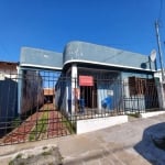 Casa com 2 dormitórios, sala, cozinha, banheiro, garagem - Centro - Santana do Livramento/RS!