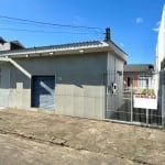 Loja comercial 30m² , mais uma casa 45m² de 1 dormitório com suíte, sala, cozinha, área de serviço, pátio, bem localizada. Agende uma visita  com um dos nossos corretores especialistas.