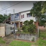 Excelente e ampla  casa com  4 quartos, 4 banheiros,  2 salas, 1 cozinha, 1 varanda, garagem fechada com  100mm quadrados, área com churrasqueira  mais sacada coberta .&lt;BR&gt;Venha conferir.&lt;BR&