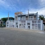 Casa com 2 suítes, sacada, 2 vagas de garagem, no Centro, Balneário Piçarras/SC   &lt;BR&gt;  &lt;BR&gt;Esta casa espaçosa de 110m² e acolhedora é um convite para desfrutar de momentos memoráveis em f