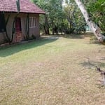 Lindo sítio em Viamão - Itapuã, com aproximadamente 6.750 m², localizado na estrada principal, com uma casa de 1 dormitório, sala, cozinha e banheiro social, terras planas e boas para usar na agricult