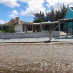 Casa em Magistério, Balneário Pinhal com terreno de 12x25. São 3 dormitórios, com uma suíte, amplo living, cozinha, lavanderia. Piso porcelanato em todas as áreas e aberturas em vidro temperado. Garag