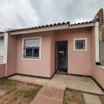 Ótima casa no loteamento no Winter park.&lt;BR&gt;Com 2 dormitórios, sala, cozinha, banheiro.&lt;BR&gt;Pátio na frente e nos fundos, todo murado, com portão com grade na frente.&lt;BR&gt;Nos fundos ár