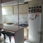 Apartamento com 02 dormitórios, sala, cozinha e banheiro. &lt;BR&gt;01 Vaga garagem.&lt;BR&gt;Semi mobiliado.&lt;BR&gt;Ótima posição solar, arejado e ventilado.&lt;BR&gt;Localizado no bairro Esplanada