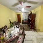 Vende-se apartamento 3 dormitórios amplos, living em 2 ambientes, copa e cozinha, área de serviço independente. Condomínio com salão de festa, quiosque com churrasqueira, portaria 24 horas, quadra de 