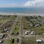 GRANDE OPORTUNIDADE PARA INVESTIDOR NO LITORAL&lt;BR&gt;Praia San Salvatore-rua Anchieta, 15-Curumim&lt;BR&gt;Terreno  a Beira Mar com projeto aprovado para 2 casas no Loteamento San Salvatore na prai