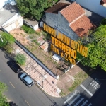 Terreno de esquina no Bairro Jardim Botânico, posição solar norte e oeste, distante 1 quadra da Av. Salvador França;&lt;BR&gt;&lt;BR&gt;Destaques do Bairro: o Bairro Jardim Botânico  caracteriza-se po