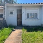 Vendo casa de 2 dormitórios, sala, cozinha, banheiro, área de serviço.&lt;BR&gt;Toda gradeada, ótima localização, próximo a ponto de ônibus ,escola, comercio local.