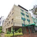 Apartamento bem localizado, com 02 dormitórios, sala, cozinha montada, área de serviço, ar condicionado. Perto da Praça Guia Lopes, supermercados, farmácia, parada de ônibus e com acesso a todas as zo