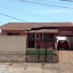 Casa 2 Dormitórios , Sala , Cozinha , Banheiro , Área de Serviço ,Garagem   Piscina , Ótimo Pátio , Excelente Localização , Próximo  supermercados , Farmácias , RS 118 , Agende sua Visita!!!