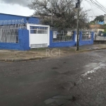 Casa 3 quartos, 1 suíte, 2 banheiro, 1 vaga garagem coberta, casa de esquina, bem ventilada e ensolarada, a 300m2 da Av. Protásio Alves e Manoel Elias, Ótima localização, com vias de acesso a todos os