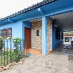 Excelente casa de 3 dormitórios no bairro Campo Novo.&lt;BR&gt;Possui 1 casa na parte da frente, com 3 dormitórios, sala ampla e banheiro social.&lt;BR&gt;Na parte dos fundos temos a segunda casa , co