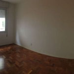 Apartamento de 02 (dois) dormitórios, com uma vaga de garagem coberta  no bairro Mont Serrat. Imóvel com 75m² de área privativa, cozinha montada, banheiro social com box e área de serviço. Piso parque