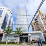 O empreendimento conta salas com tamanhos variáveis, de 37,71m² a 49,20m² privativos, totalizando 203,73m² privativos por pavimento e sala de reuniões. Há pavimento de cobertura com casa de máquinas. 