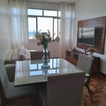 Apartamento amplo com 02 quartos no Costa Azul