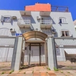 Apartamento de 68,12m2 de área privativa, com 2 quartos bem ensolarados, banheiro, sala, cozinha, área de serviço e dependência de empregada (escritório). Os quartos possuem ar-condicionado e ventilad