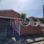 Casa para vender em Valinhos,térrea,com 03 quartos sendo 01 suíte,sala,cozinha,boa localização .