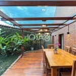 Excelente casa com 4 suítes e amplo terreno - J8