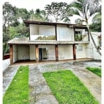 Casa com 2 dormitórios para alugar, 160 m² por R$ 5.128,00/mês - Ponta de Baixo - São José/SC