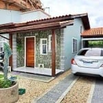 Casa com 2 dormitórios à venda, 100 m² por R$ 550.000,00 - Forquilhas - São José/SC