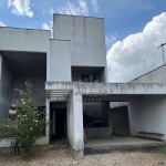 Casa  em Construçao com 3 Dormitórios à venda, 191 m² por R$ 690.000 - Centro - Biguaçu/SC