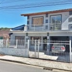 CASA 3 Quartos, 1 Vaga, Churrasqueira - Sul do Rio