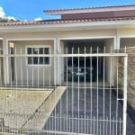 CASA 2 Quartos, 2 Vagas, Semi Mobiliada - Fundos