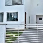 Sobrado com 2 dormitórios à venda, 75 m² por R$ 370.000,00 - Potecas - São José/SC