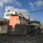 Casa com 3 dormitórios 2 suítes  à venda - Ipiranga - São José/SC