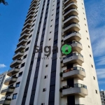 Apartamento a Venda em MOEMA com 5 quartos e  220m²