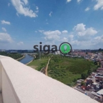 Cobertura com dois dormitórios e vista panorâmica em Interlagos