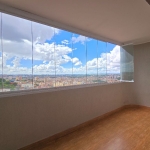 Lindo apartamento, reformado na av Treze de Maio