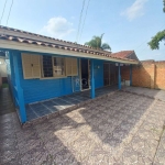 Casa com 2 quartos, varanda, vaga de garagem, no bairro Belém Novo, Porto Alegre/RS         &lt;BR&gt;&lt;BR&gt;Esta casa de 70m² com dois dormitórios é um convite ao conforto e à praticidade. Com uma