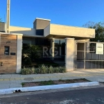 RESIDÊNCIA NOVA RECÉM CONLCUÍDA, ALTO PADRÃO&lt;BR&gt;NO VALLE VILLE&lt;BR&gt;*Casa térrea, com 3 dormitórios, suíte, 2 banheiros, lavabo. &lt;BR&gt;Churrasqueira, piscina, amplos pátios frente e fund