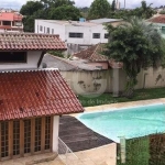 Casa com 3 dormitórios, localizado no bairro Glória em Porto Alegre/RS. &lt;BR&gt;&lt;BR&gt;Excelente casa composta 3 dormitórios, sendo 2 suítes, 3 salas, cozinha, churrasqueira com adega. Área const